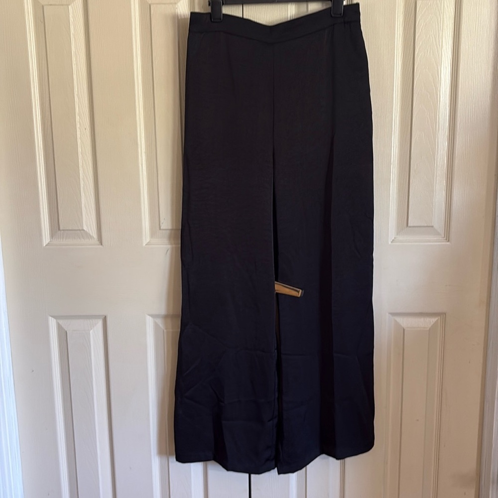 House of Harlow 1960 Black Satin Palazzo Pants(176)